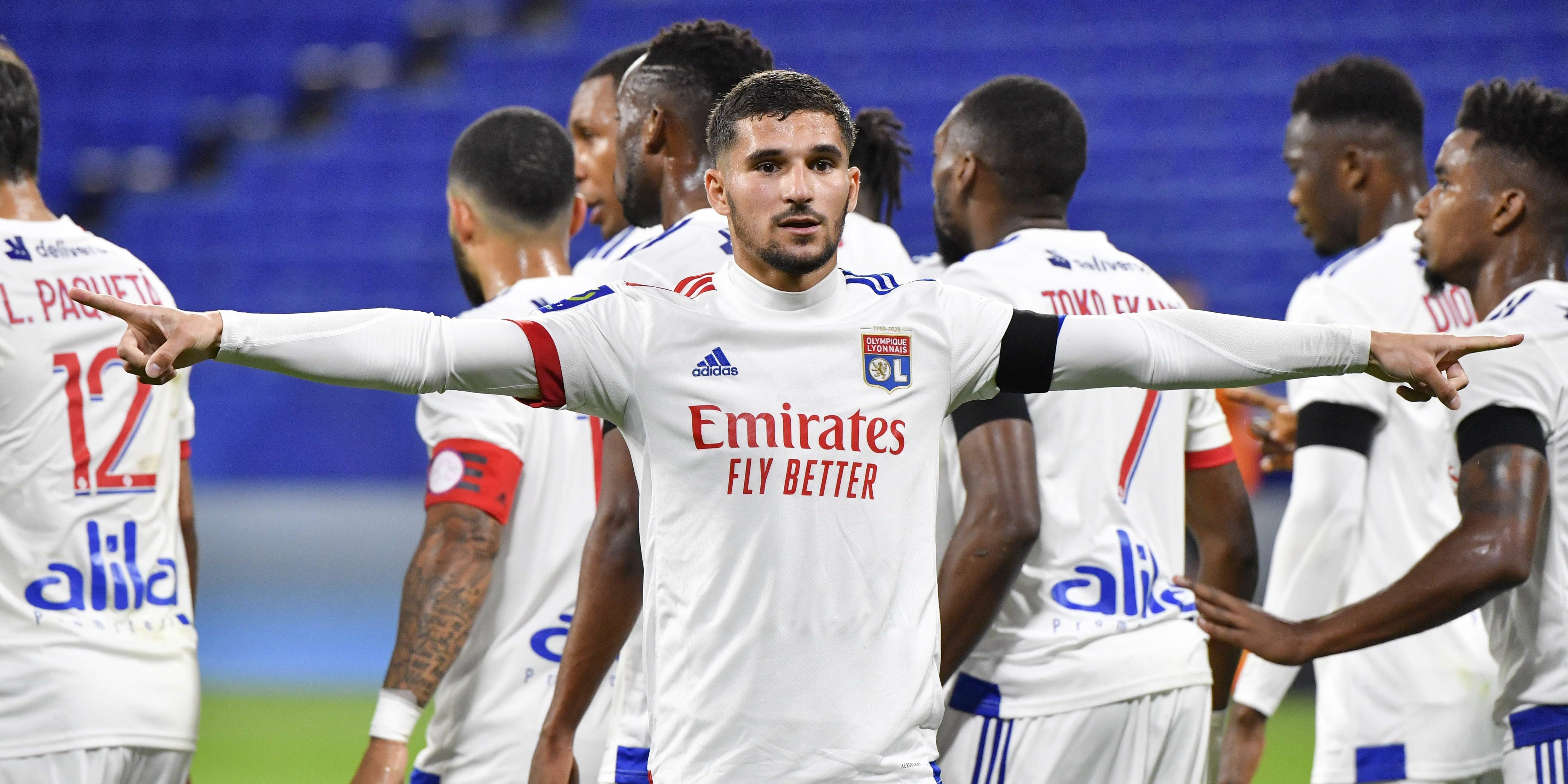 里昂队长带头进攻，主场胜出