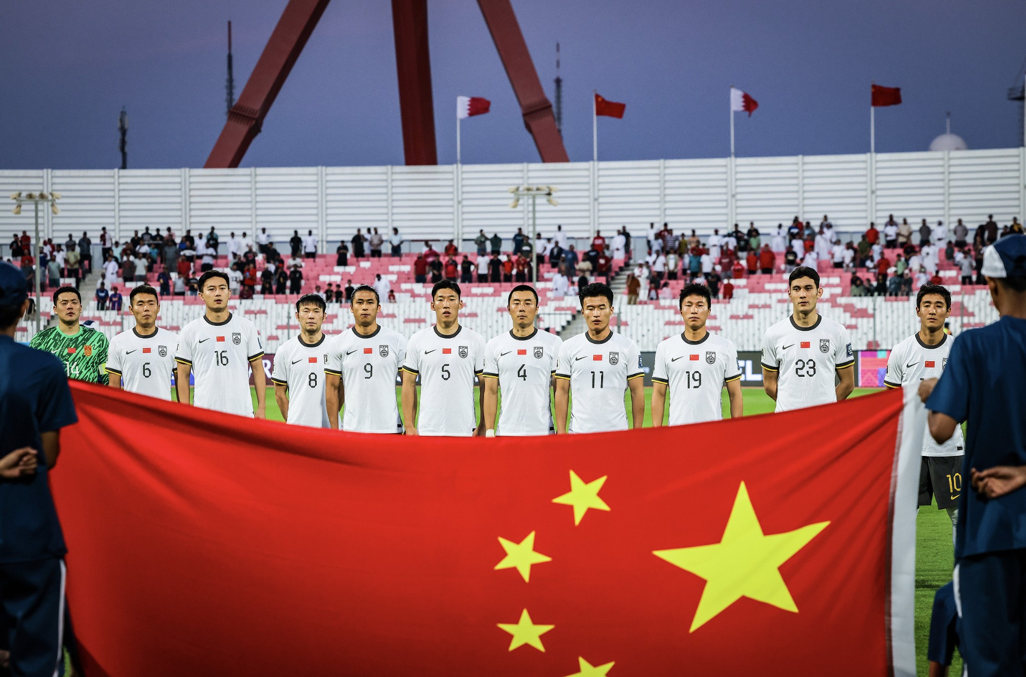 强强对决!亚洲球队争夺胜利的简单介绍 强强对决!亚洲球队争夺胜利的简单介绍