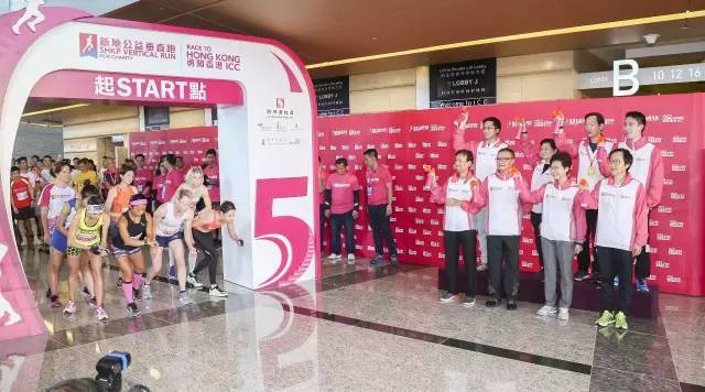 南京队备战冲刺冠军，士气高昂的简单介绍