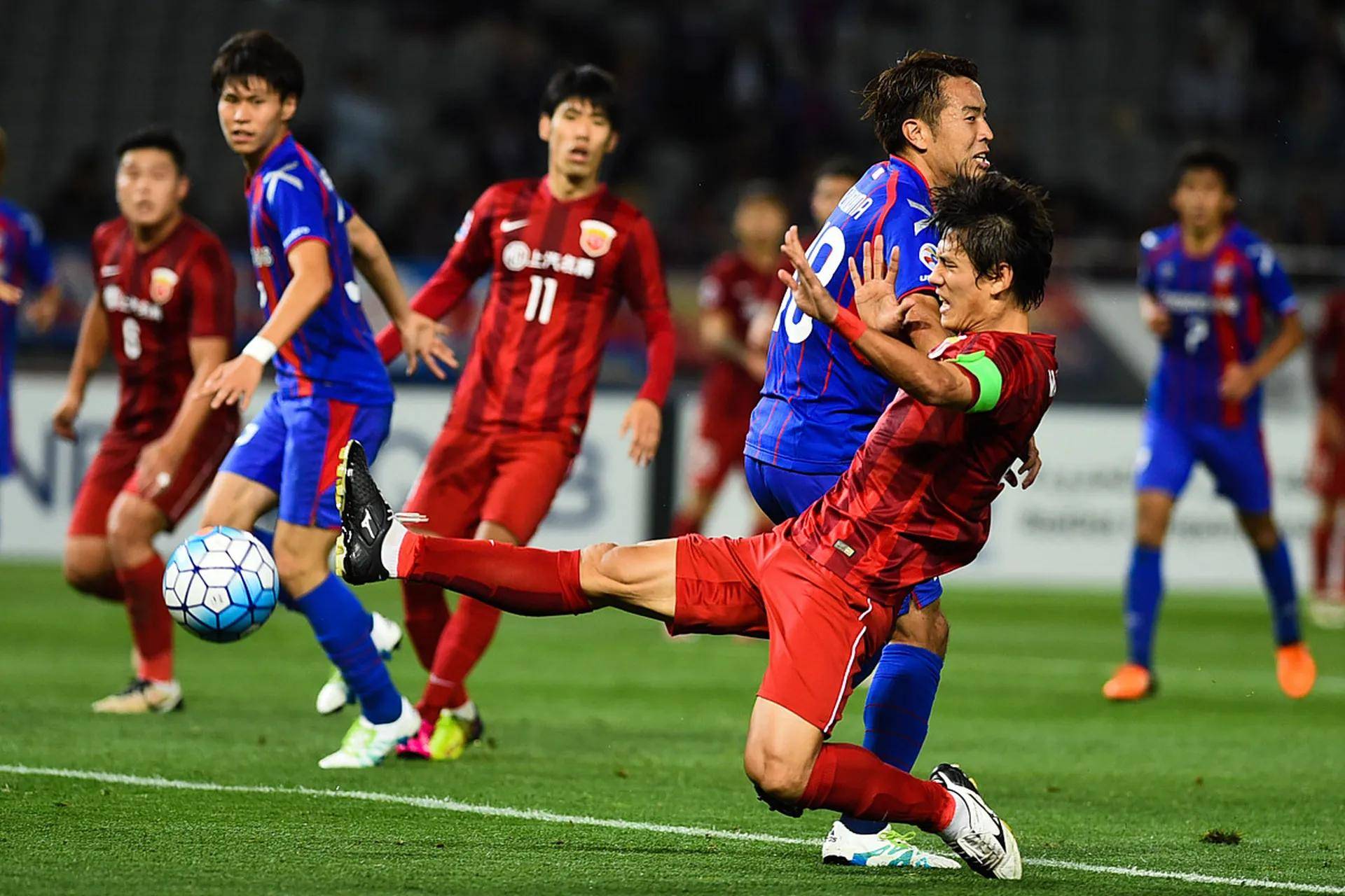 关于大阪球队以绝对优势获胜，引领比赛潮流的信息