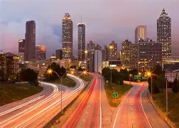 包含亚特兰大大胜对手，继续向前迈进的词条