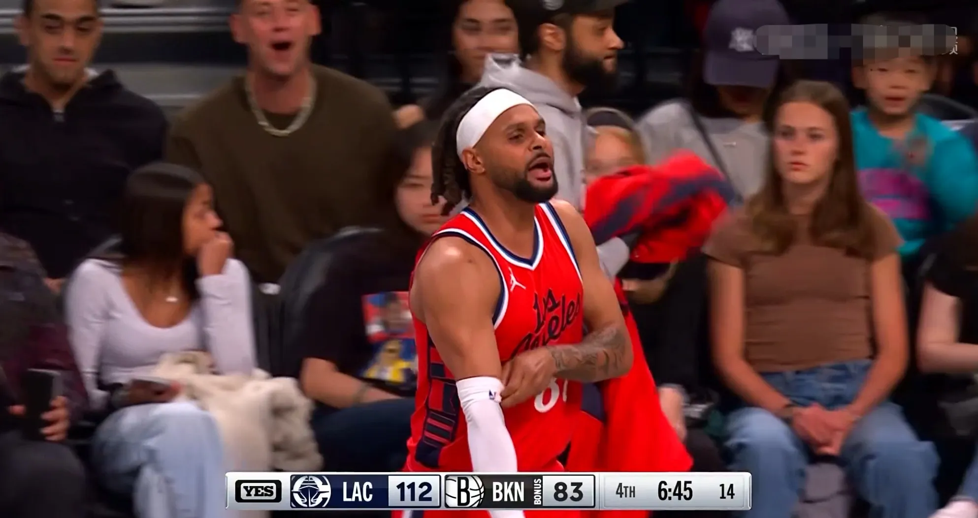 篮网客场击败对手,壮心不已 篮网客场击败对手,壮心不已