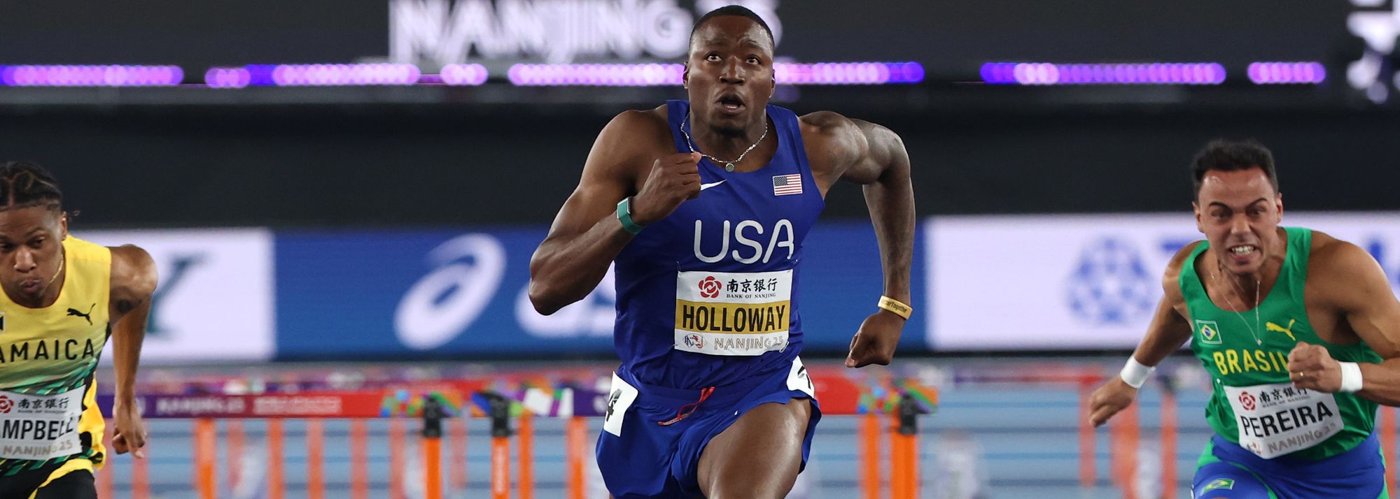 美国田径运动员刷新世界纪录