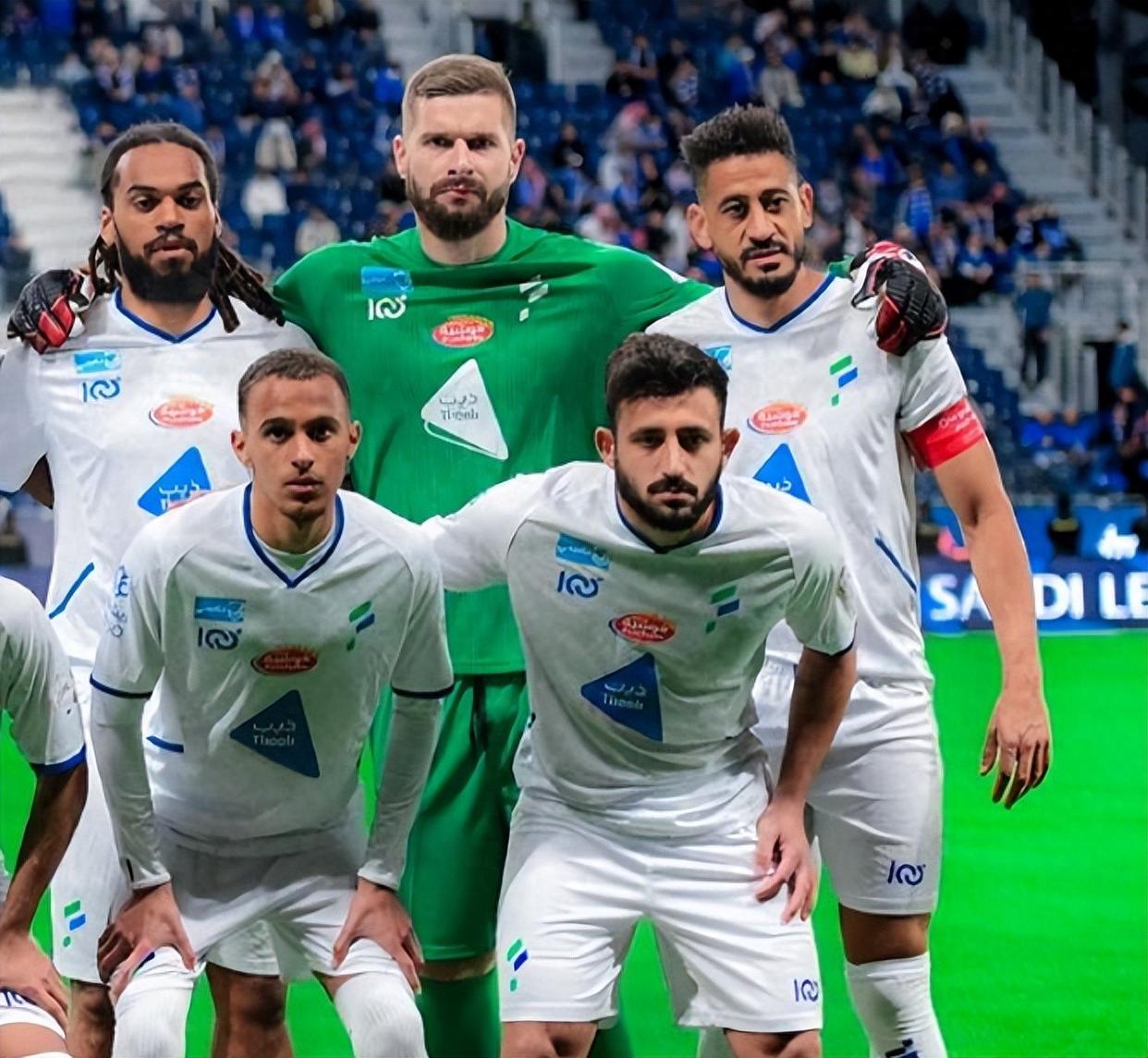 一球不胜！诺里奇再遭失败，球队陷入降级区