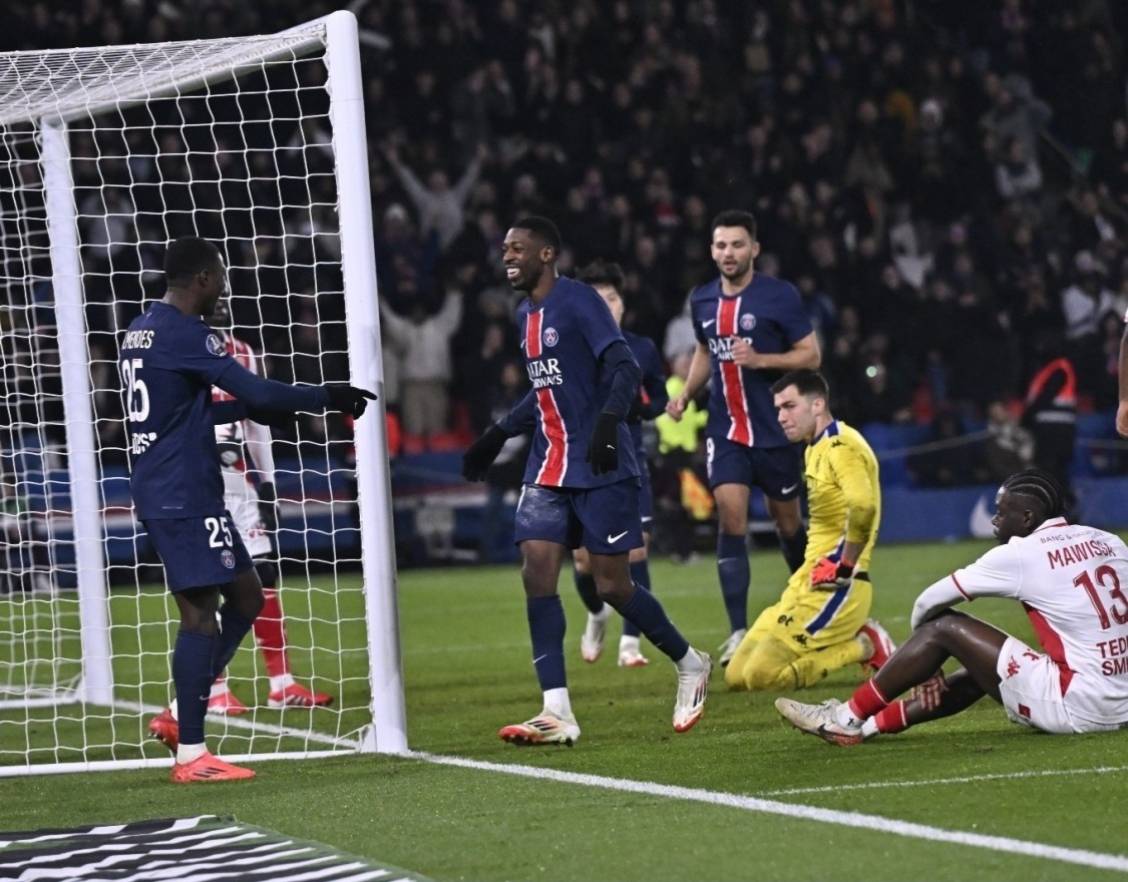 关于昂热队利用主场之利大胜对手的信息