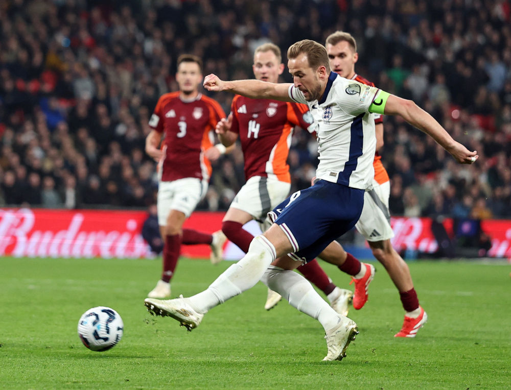 欧洲预选赛球员默契配合，战术布置娴熟的简单介绍