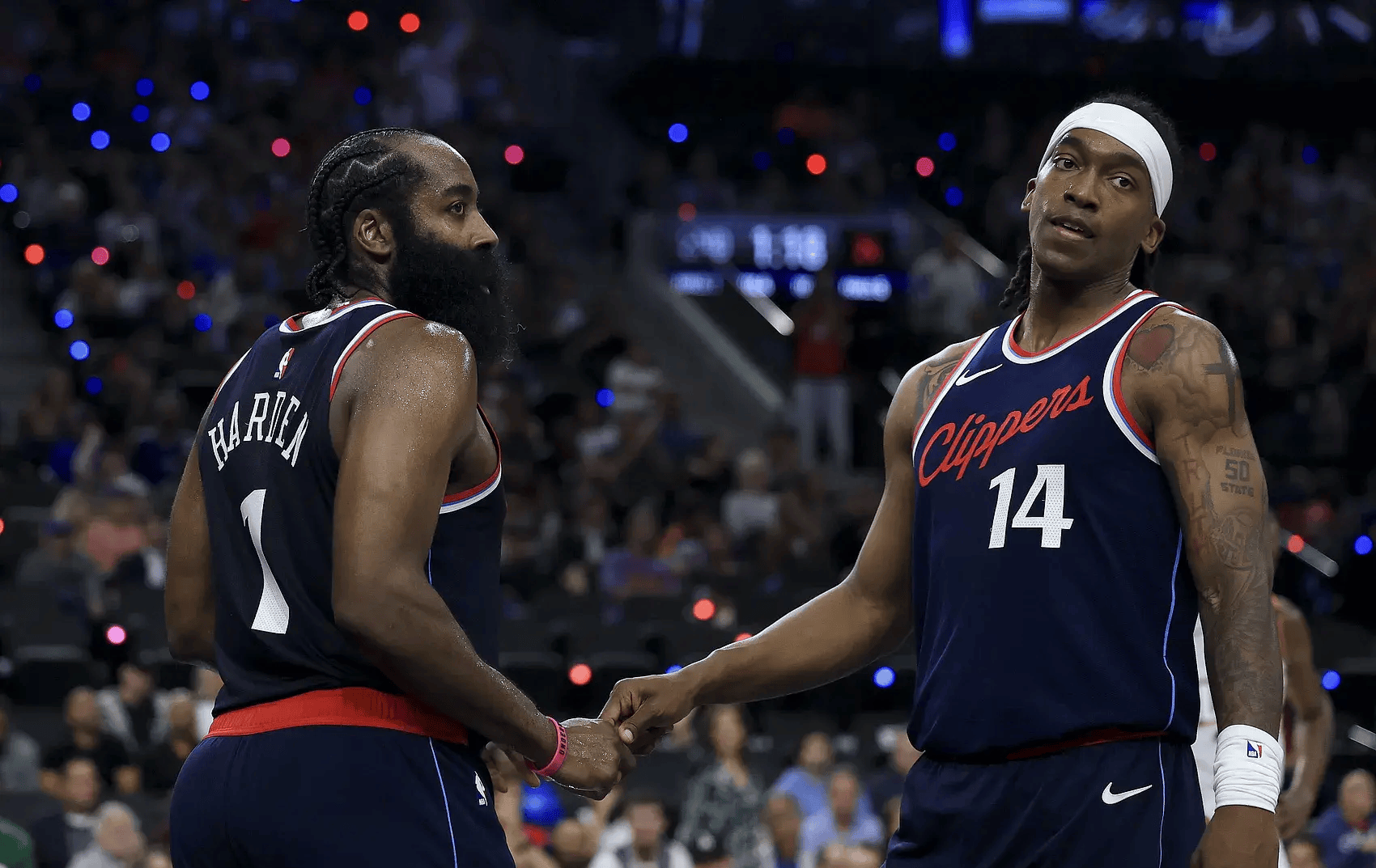 快船逆转鹈鹕,士气大振 快船逆转鹈鹕,士气大振