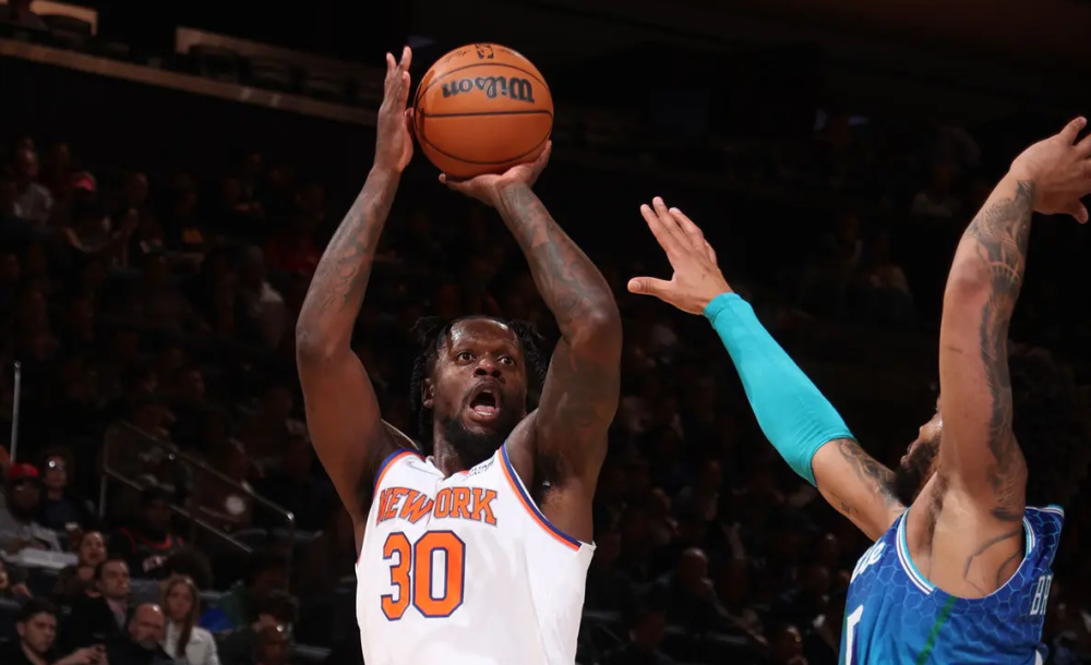 猛龙轻取老鹰,领跑东部 猛龙轻取老鹰,领跑东部